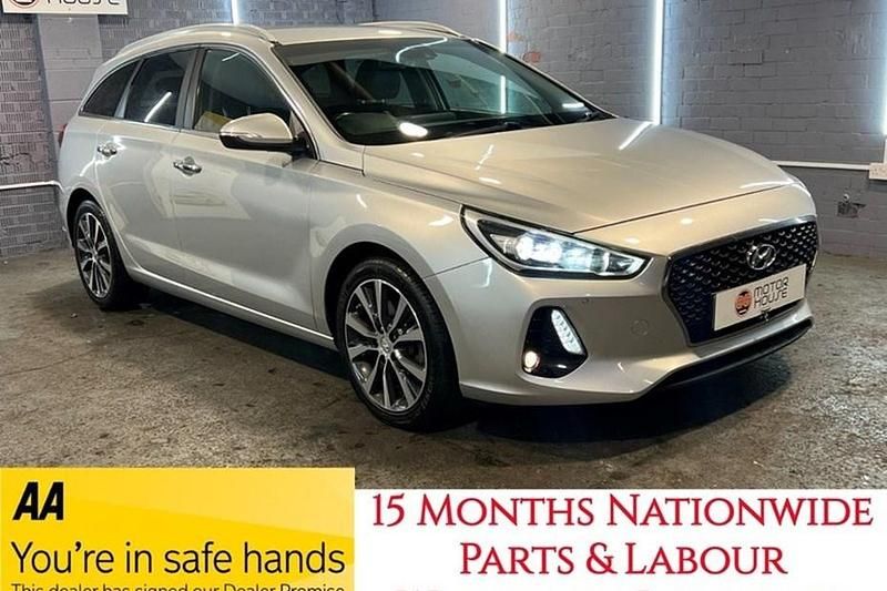 Used Hyundai i30 Premium 110 HP (80 kW) 2018 Estate