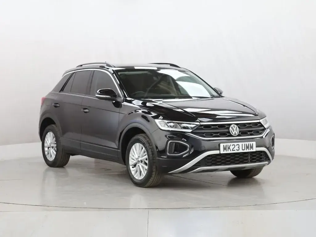 Używany VW T-Roc Life 150 KM (110 kW) 2023 Czarny SUV