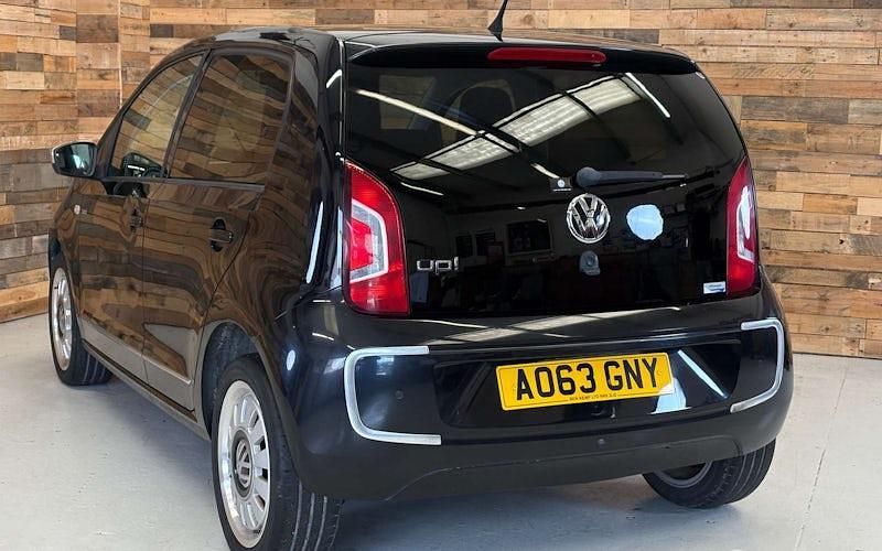 Used VW up! Highline 75 HP (55 kW) 2016 Hatchback