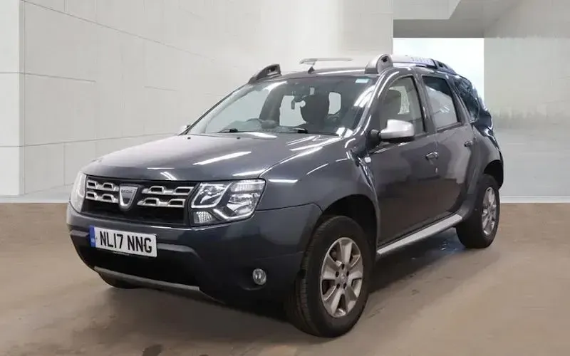 Used Dacia Duster Lauréate 110 HP (80 kW) 2017 Grey SUV