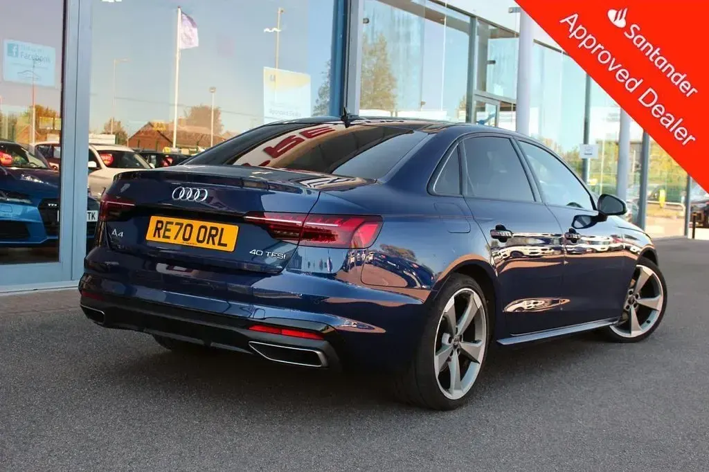 Used Audi A4 Black Edition 204 HP (150 kW) 2021 Blue Sedan