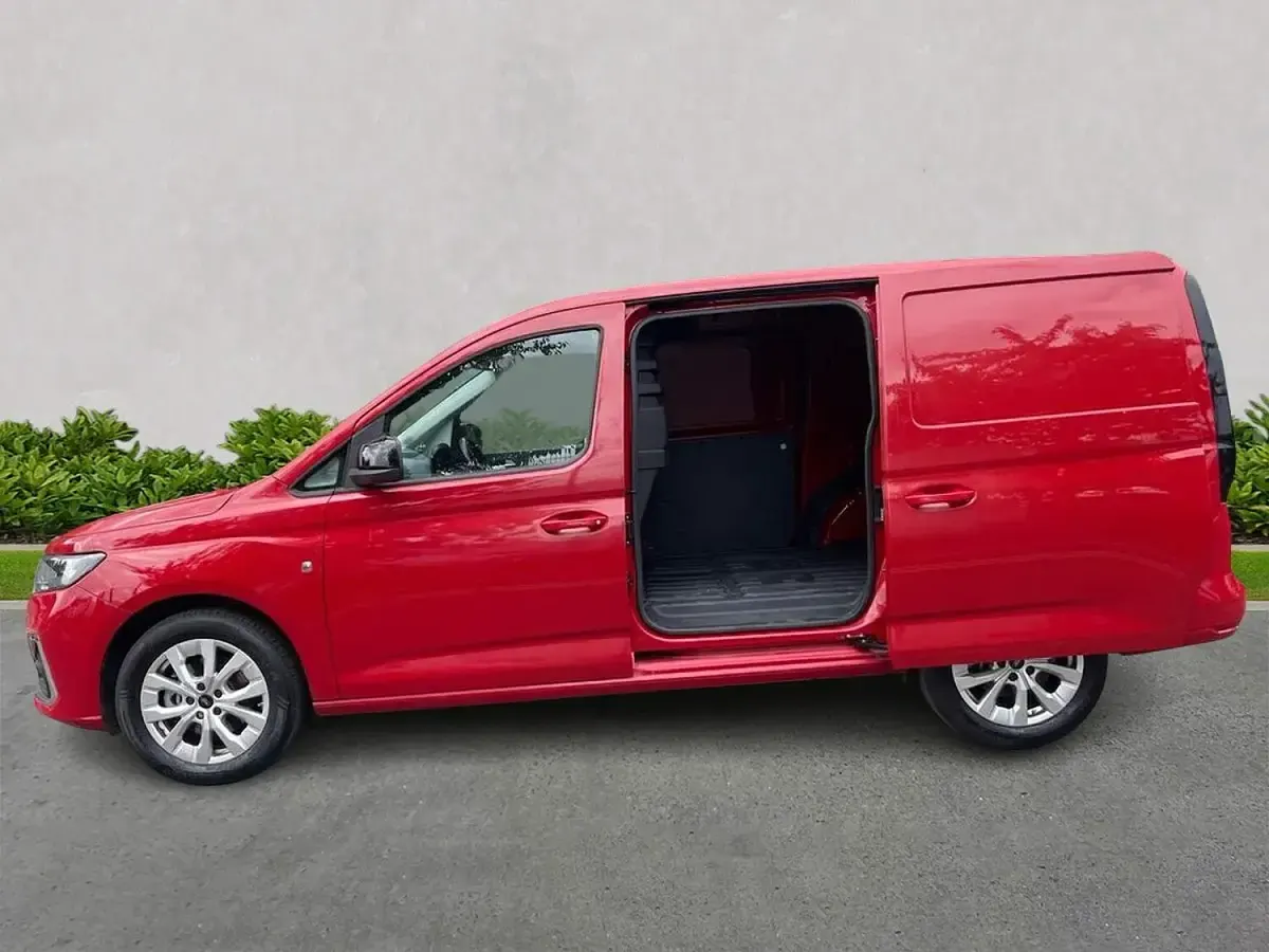 Used Ford Transit Limited 122 HP (89 kW) 2025 Red Van
