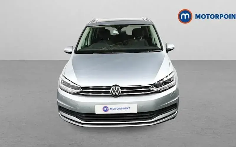Used VW Touran Match 150 HP (110 kW) 2025 Silver MPV