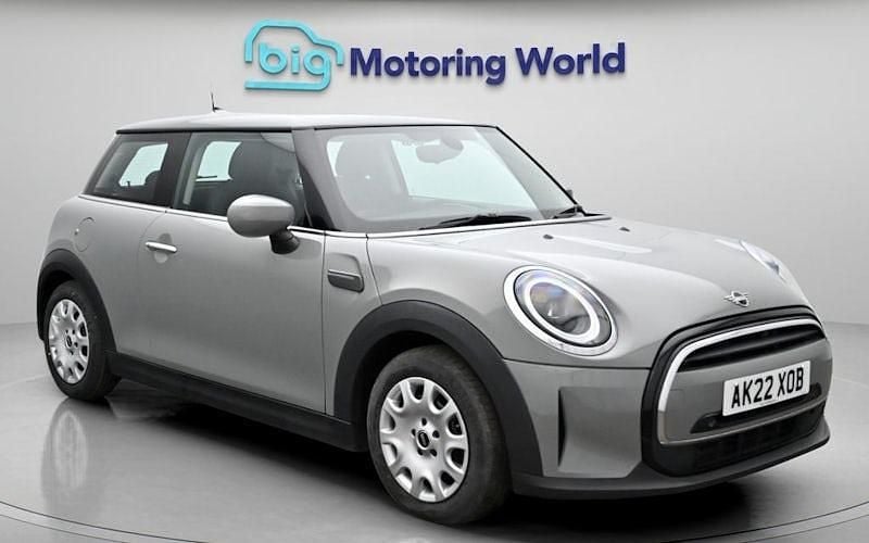 Used Mini ONE Classic 102 HP (75 kW) 2022 Grey Hatchback