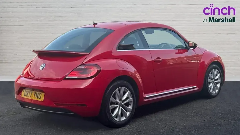Used VW Beetle Design 150 HP (110 kW) 2017 Red Hatchback