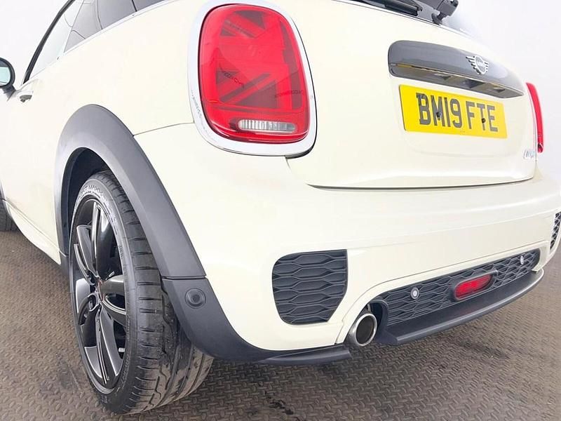 Usado Mini Cooper Hatch 2019 Branco Citadino
