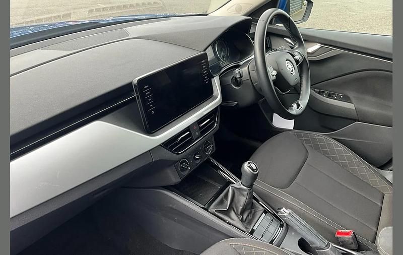 Used Skoda Kamiq SE Drive 94 HP (69 kW) 2023 Blue SUV