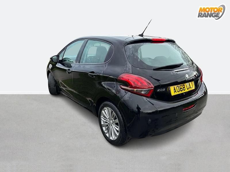 Used Peugeot 208 Signature Sky 2018 Black Hatchback