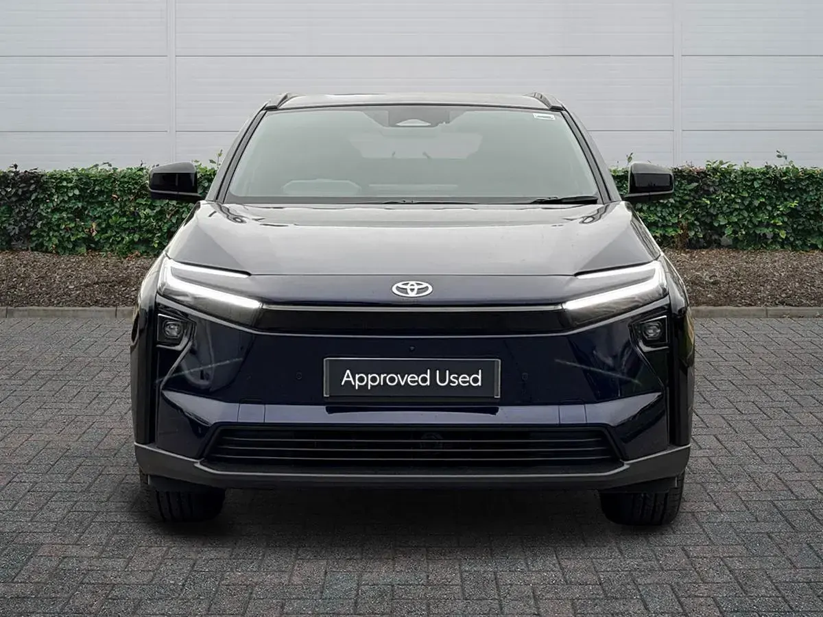 New Toyota bZ4X Design 164 kW (224 HP) 2025 Blue SUV