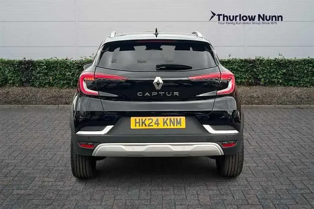Used Renault Captur Techno 91 HP (66 kW) 2024 Black SUV
