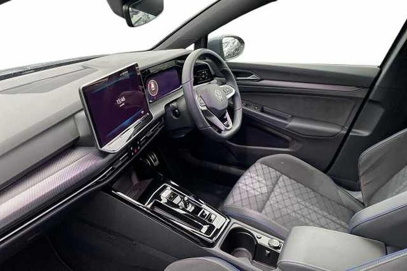 Used VW Golf VIII 150 HP (110 kW) 2025