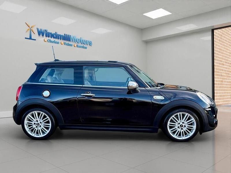 Usado Mini Cooper S Hatch 2016 Preto Citadino