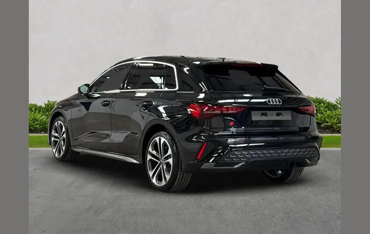 New Audi A3 e-tron S-Line 200 HP (147 kW) 2025 Other Hatchback