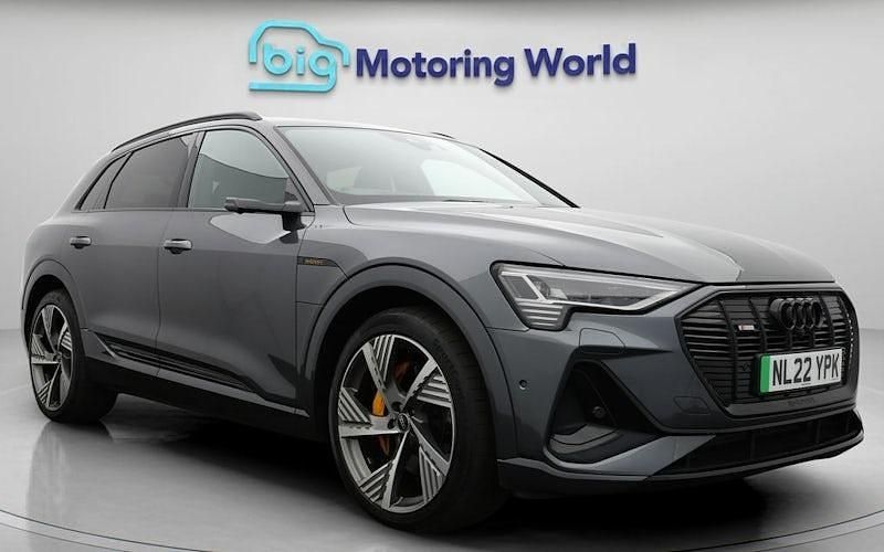Used 2023 Audi e-tron SUV | £29,000 - Image 1/4