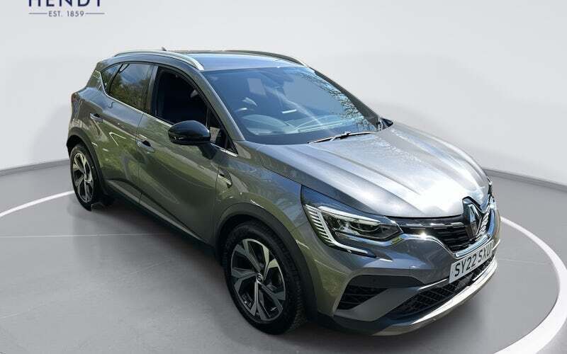 Used 2022 Renault Captur R.S. SUV | £13,599 (Good price) - Image 1/4