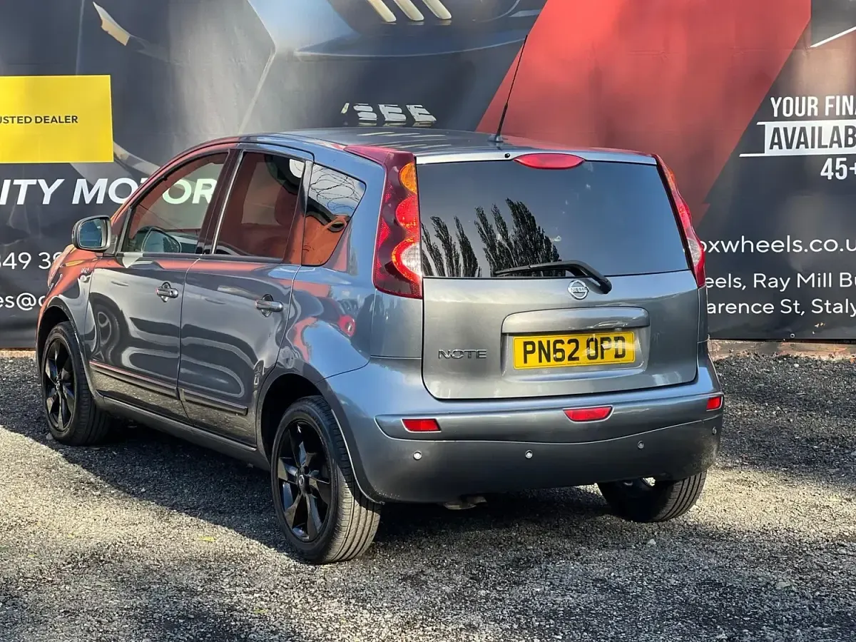 Used Nissan Note N-TEC 110 HP (80 kW) 2012 Grey Hatchback