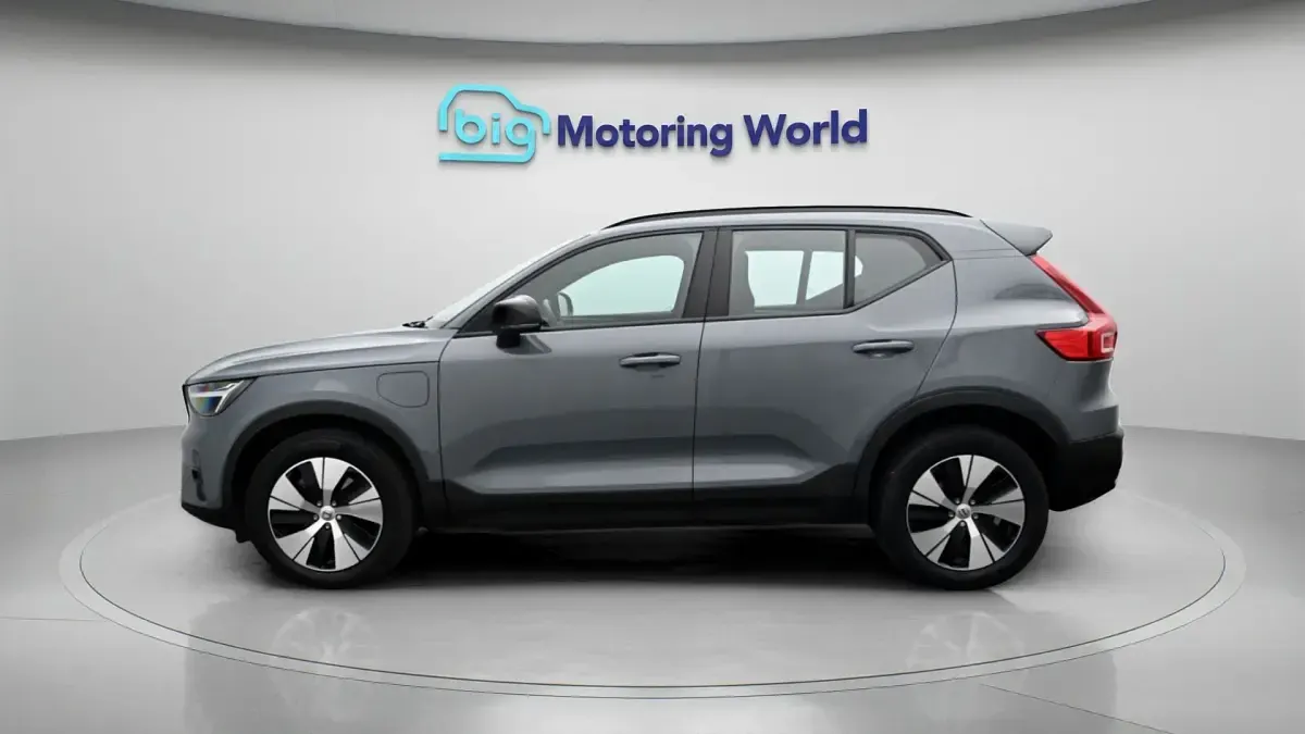 Used Volvo XC40 Plus 208 HP (152 kW) 2023 SUV