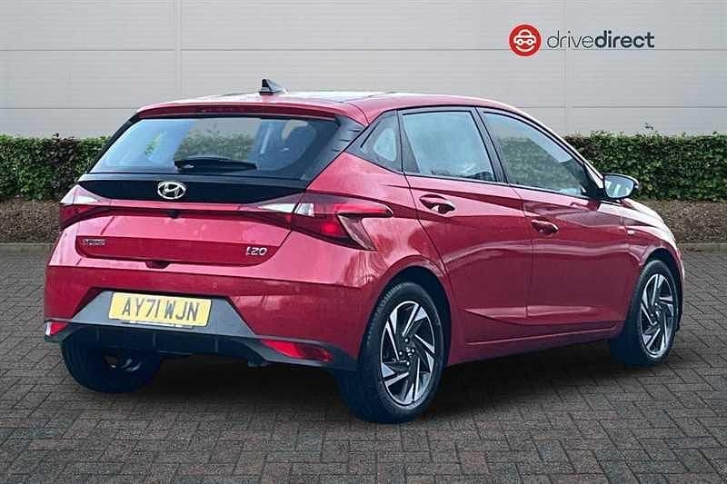 Used Hyundai i20 SE 2021 Red Hatchback