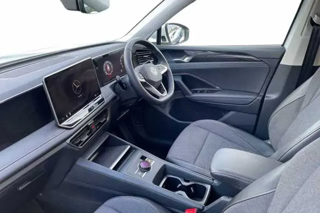 Usado VW Tiguan Match 150 CV (110 kW) 2025 Blanco SUV