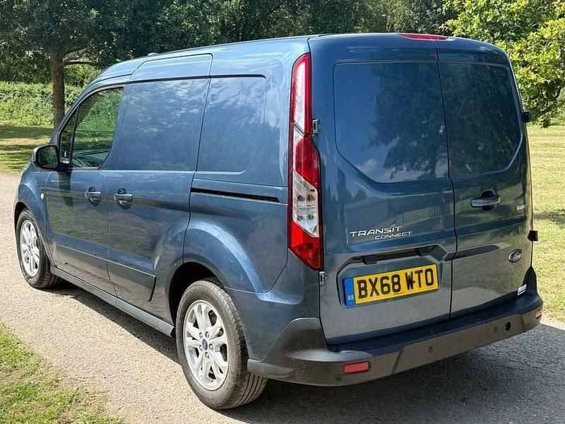 Used Ford Transit Connect Limited 120 HP (88 kW) 2018 Blue MPV