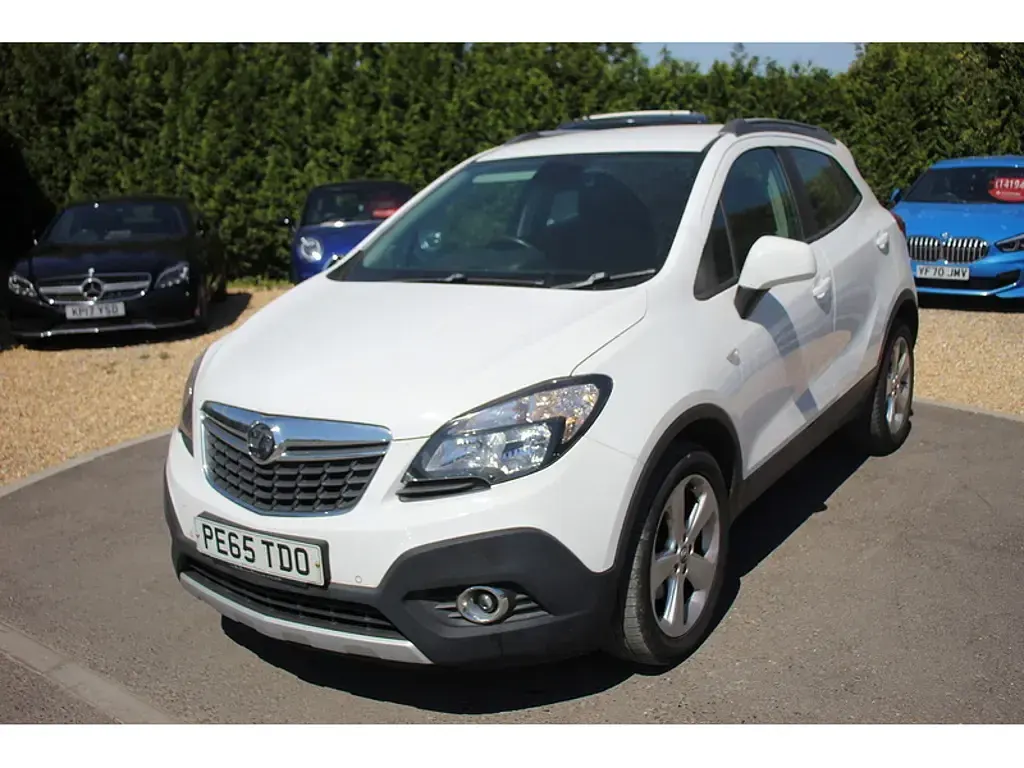 Used Vauxhall Mokka 2015 White SUV