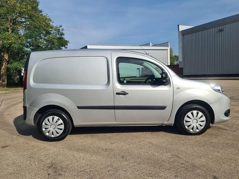Grey Used 2016 Renault Kangoo Business MPV | £3,650 (Expensive) - Image 1/4