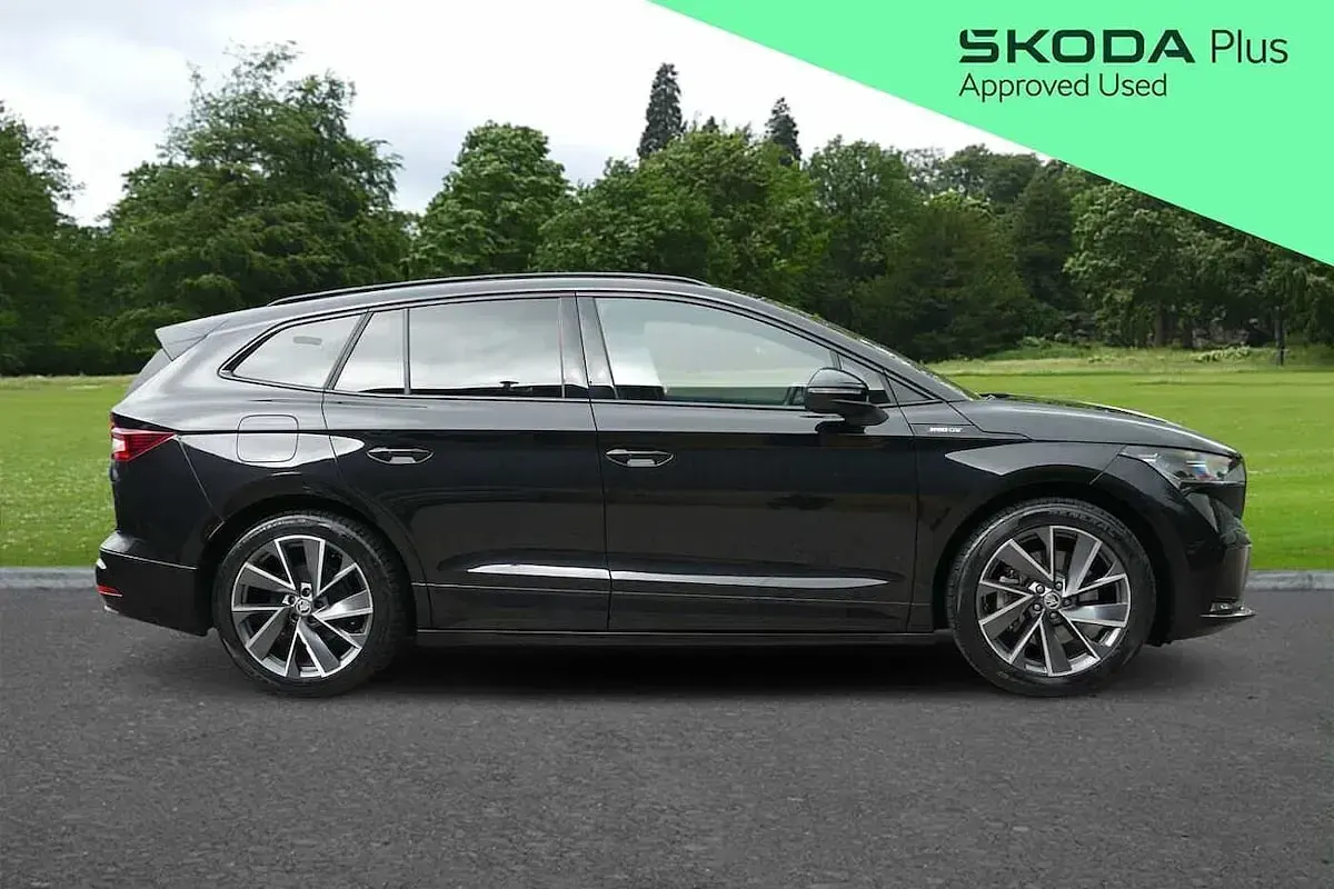 Used Skoda Enyaq iV SportlinePlus 210 kW (286 HP) 2024 Black SUV