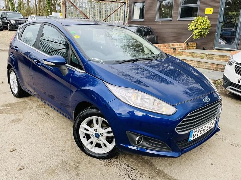 Used Ford Fiesta Zetec 2016 Blue Hatchback