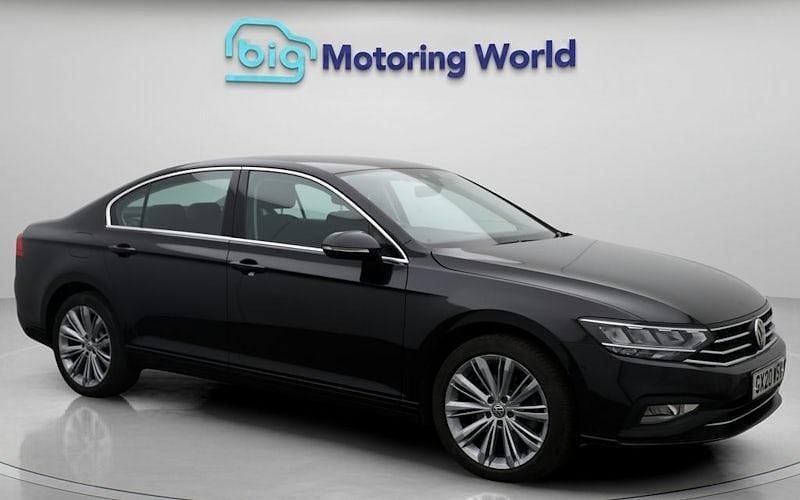 Used 2022 VW Passat SE Sedan | £15,000 (Good price) - Image 1/4