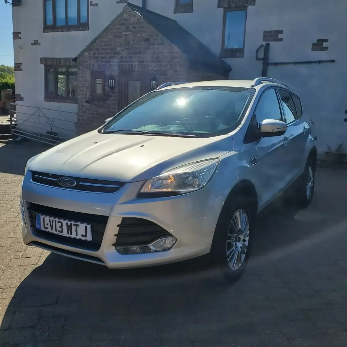 Begagnad Ford Kuga Titanium 140 HK (102 kW) 2013 Silver SUV