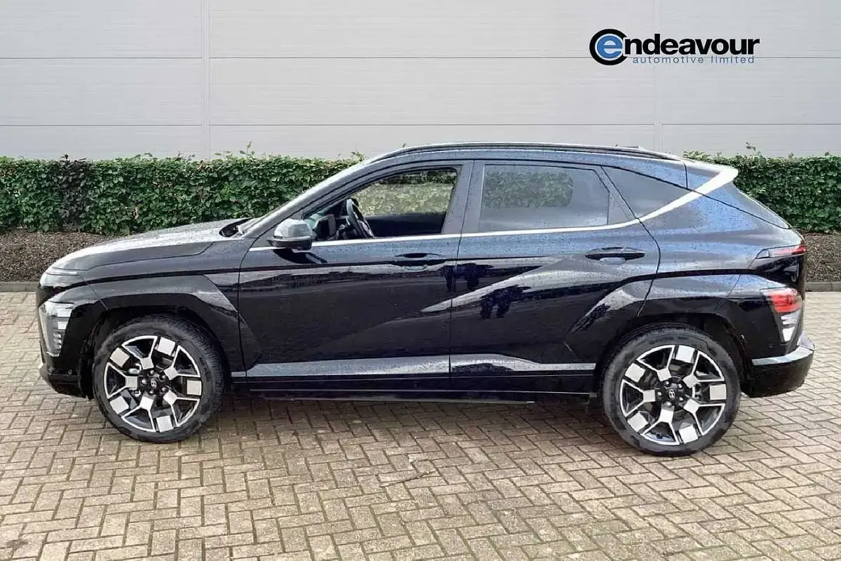 Used Hyundai Kona Ultimate 160 kW (218 HP) 2025 Black SUV