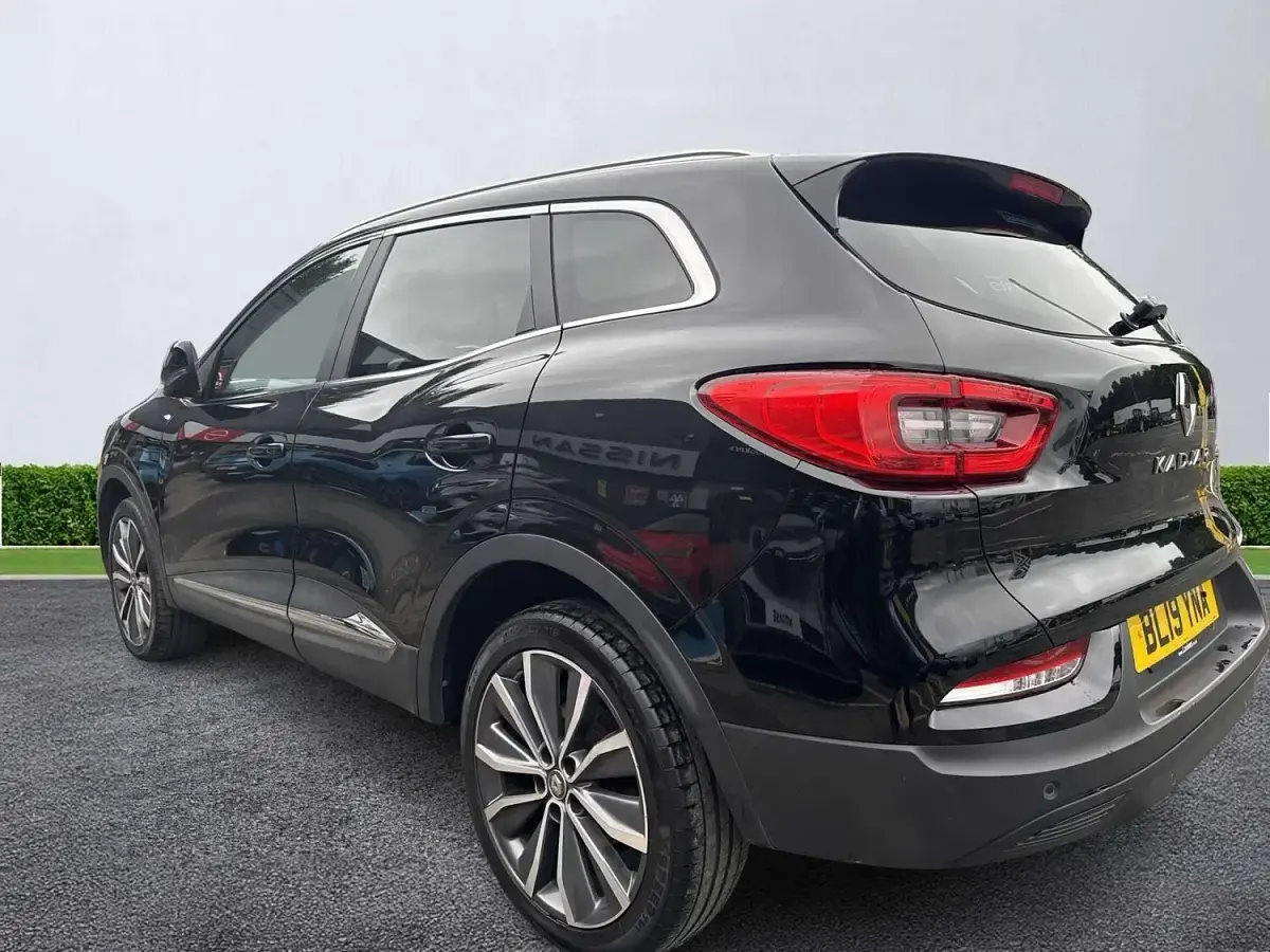 Used Renault Kadjar Iconic 115 HP (84 kW) 2019 Black SUV