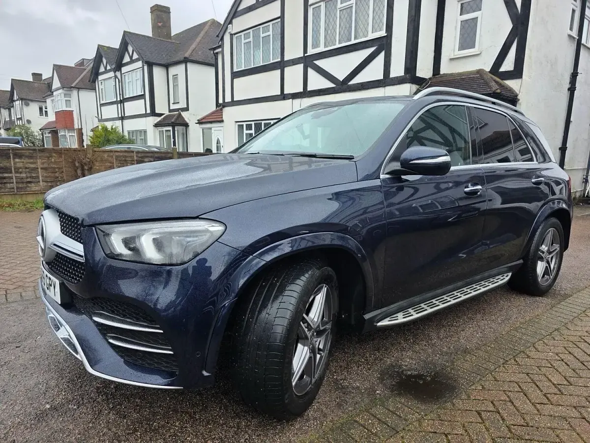 Used Mercedes GLE400 AMG Line Premium Plus 325 HP (239 kW) 2019 Blue SUV