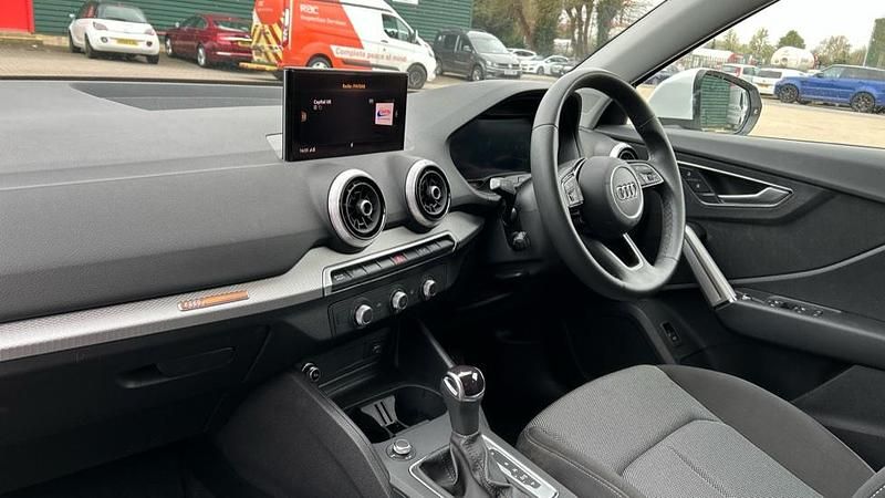 Used Audi Q2 Sport 150 HP (110 kW) 2023 White SUV