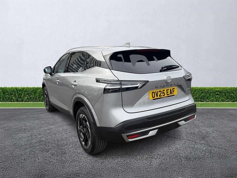 Used Nissan Qashqai N-Connecta 190 HP (139 kW) 2025 Silver SUV