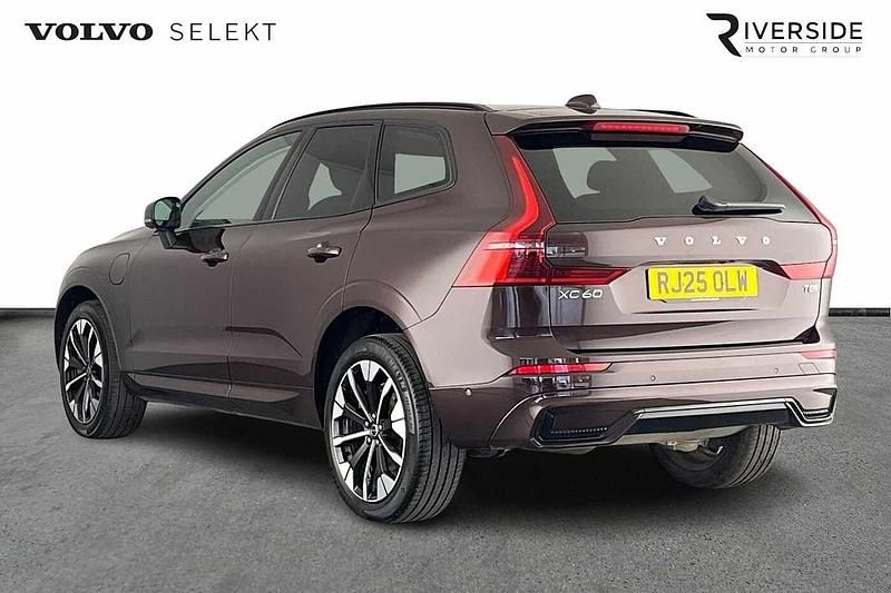 Used Volvo XC60 Ultra 455 HP (334 kW) 2025 Mulberry red SUV