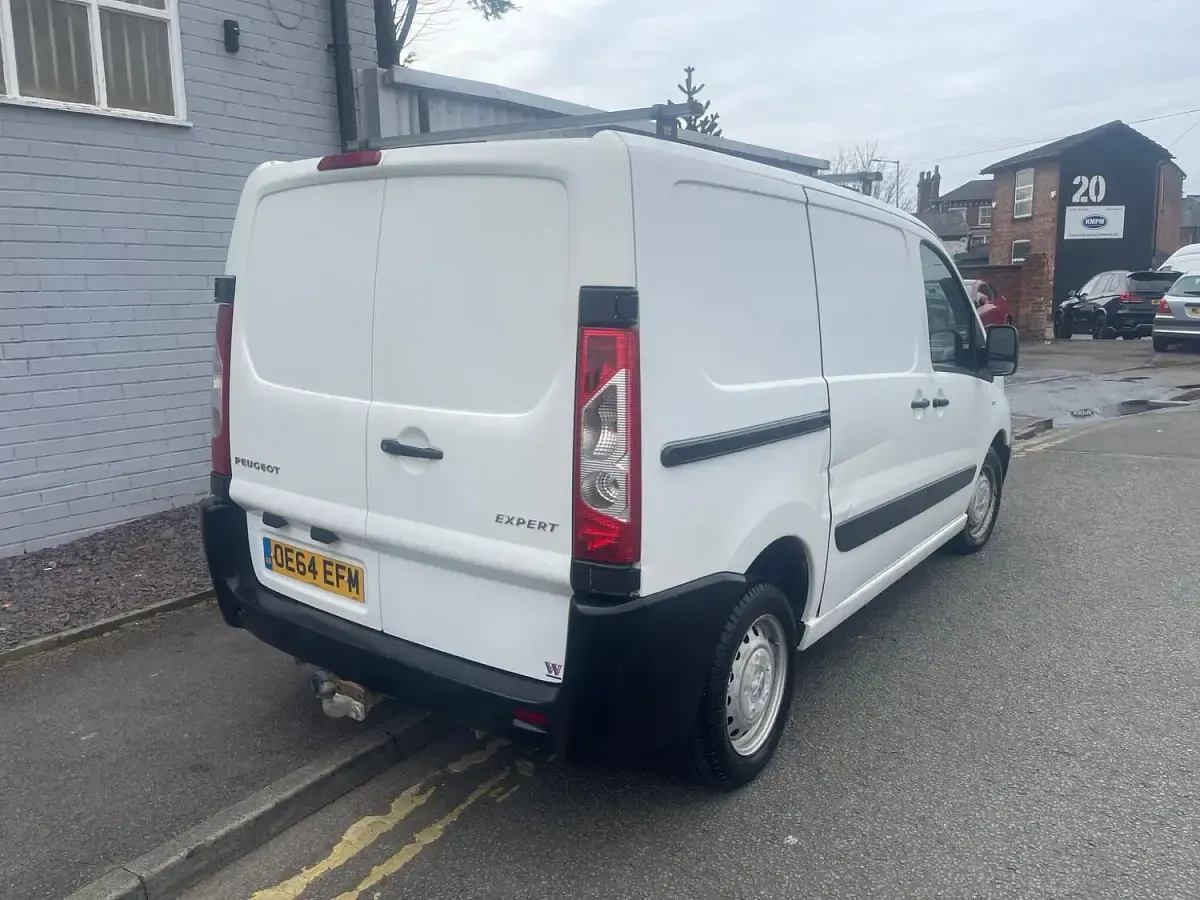 Used Peugeot Expert 2015 White Van