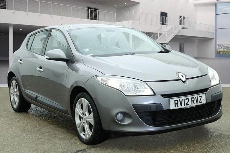 Used Renault Mégane III Dynamique 110 HP (80 kW) 2012 Grey Hatchback