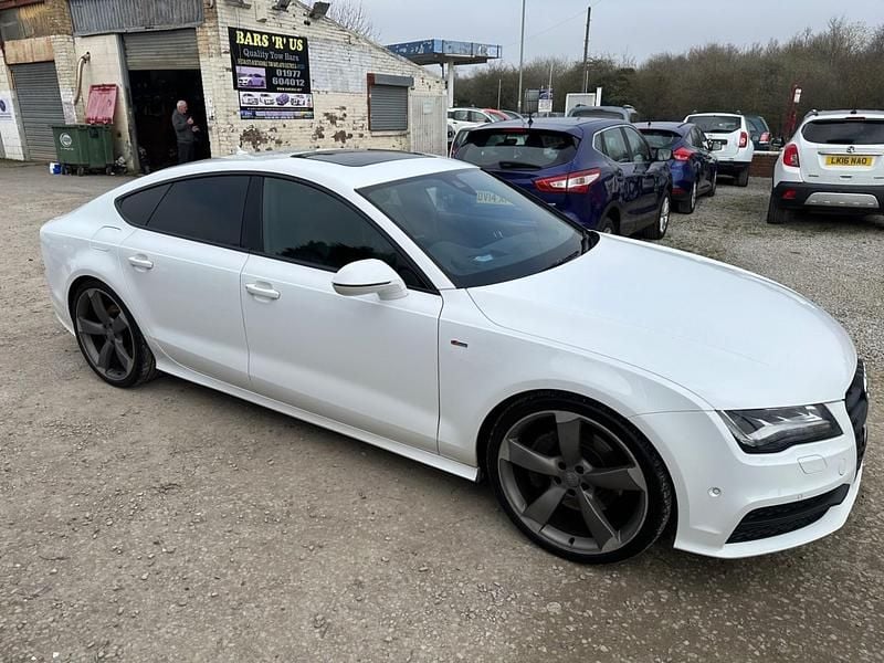 Used Audi A7 S-Line 2013 White Hatchback