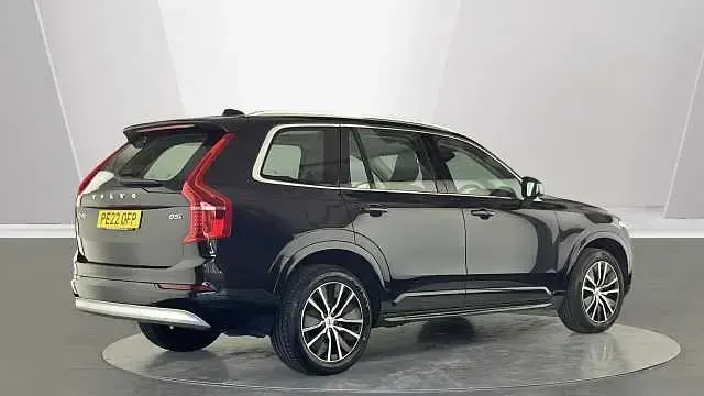 Used Volvo XC90 Momentum 232 HP (170 kW) 2022 SUV