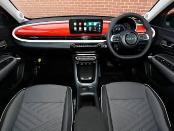 Nowe Fiat 600 136 KM (100 kW) 2026 Pomarańczowy SUV