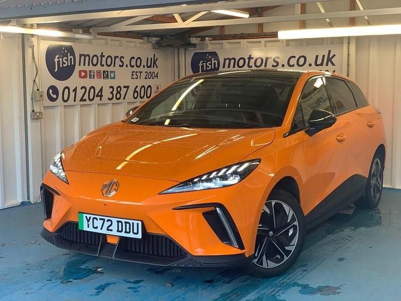 Used MG MG4 EV Trophy 63 kW (87 HP) 2022 Orange Hatchback