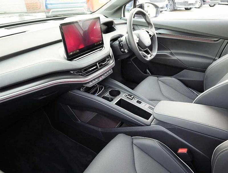 Used Skoda Enyaq iV vRS 245 kW (334 HP) 2025 Moon white metallic SUV