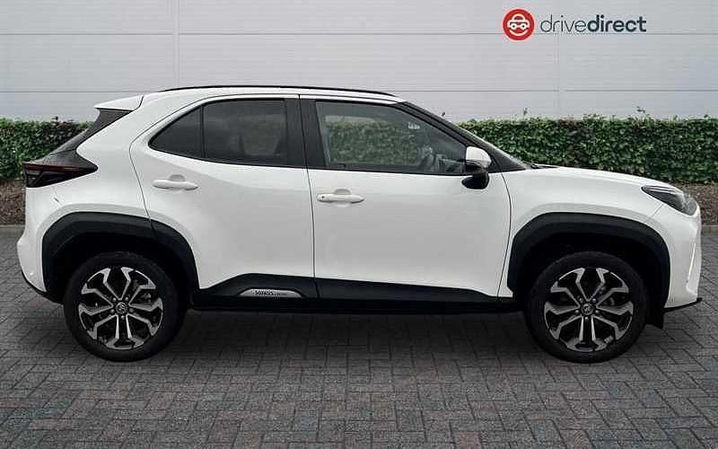 Used Toyota Yaris Hybrid Design 116 HP (85 kW) 2025 Estate