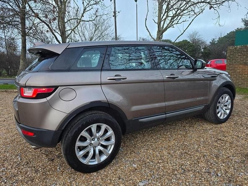 Used Land Rover Range Rover evoque SE 150 HP (110 kW) 2016 Brown Estate