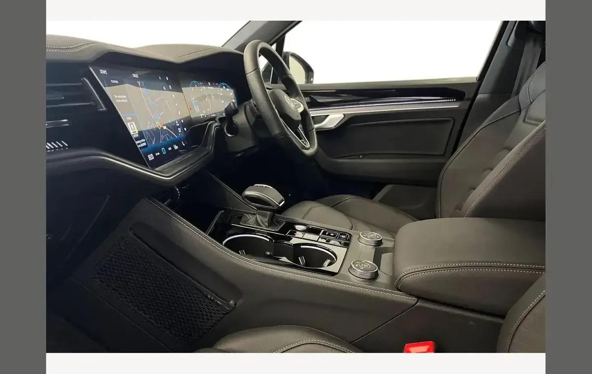 Used VW Touareg Black Edition 286 HP (210 kW) 2026 Silicon grey SUV