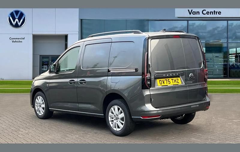 Used VW Caddy Pro 122 HP (89 kW) 2025 Grey MPV