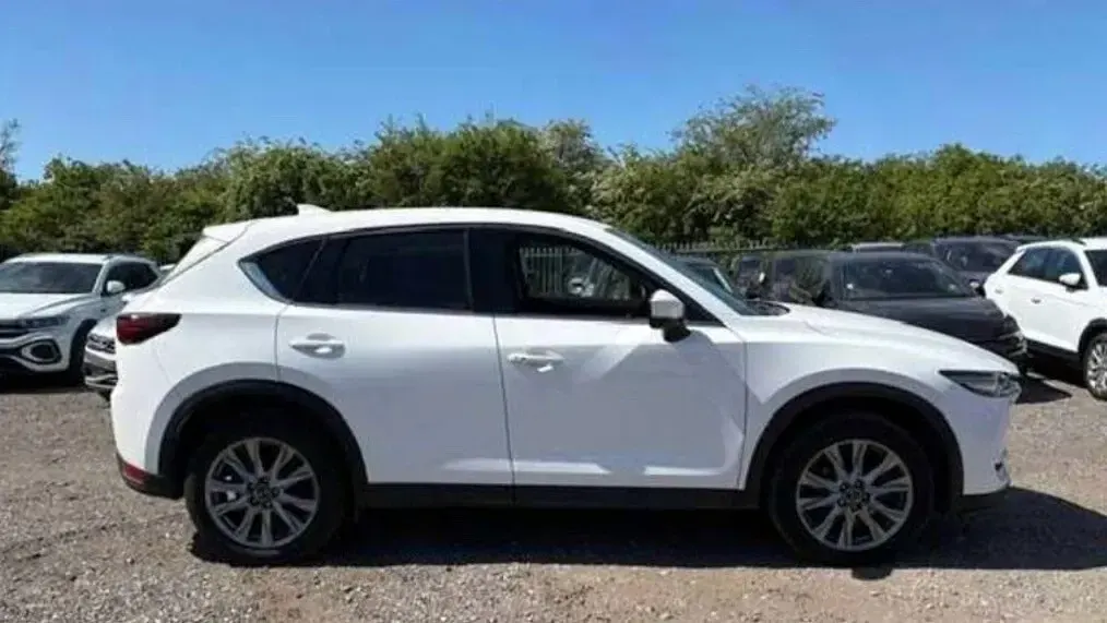 Second-hand Mazda CX-5 Inclusive 150 CP (110 kW) 2021 Alb SUV