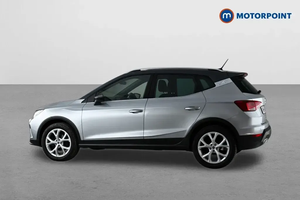 Used Seat Arona FR 110 HP (80 kW) 2023 Silver SUV