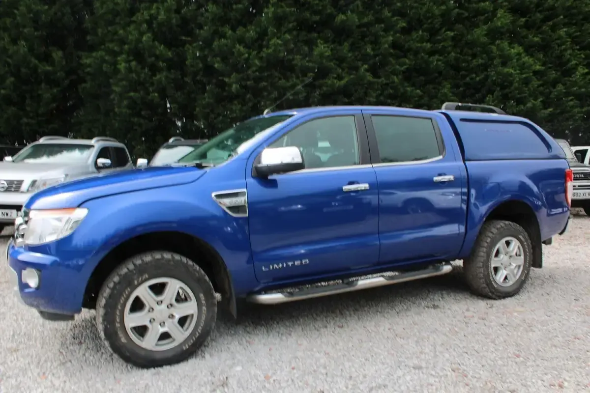 Used Ford Ranger Limited 150 HP (110 kW) 2015 Blue Pickup